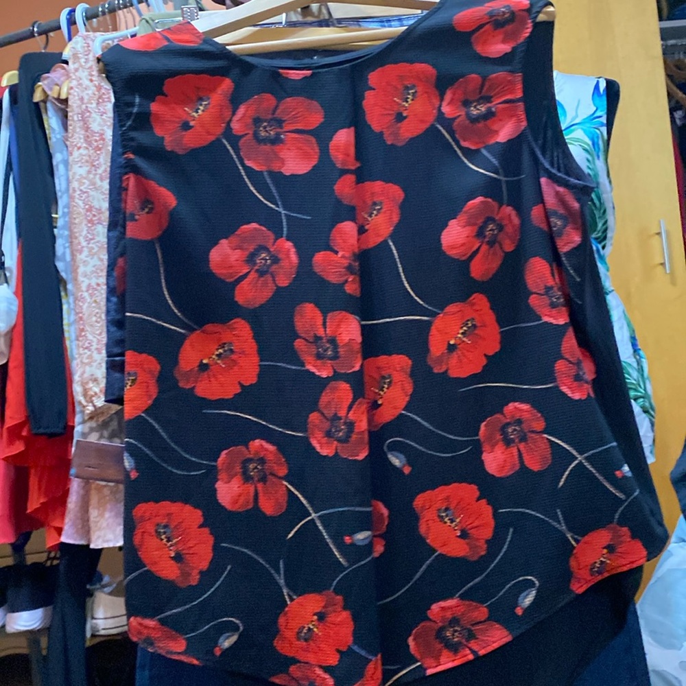 Poppy Flowers Top